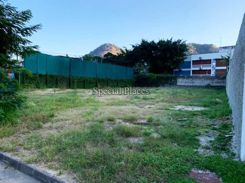 Conheça TERRENO do imóvel - Excelente lote em condomínio com segurança 24h. Ótima localização. - BAT1175 - 1 TERRENO - Excelente lote em condomínio com segurança 24h. Ótima localização. - BAT1175 - 1