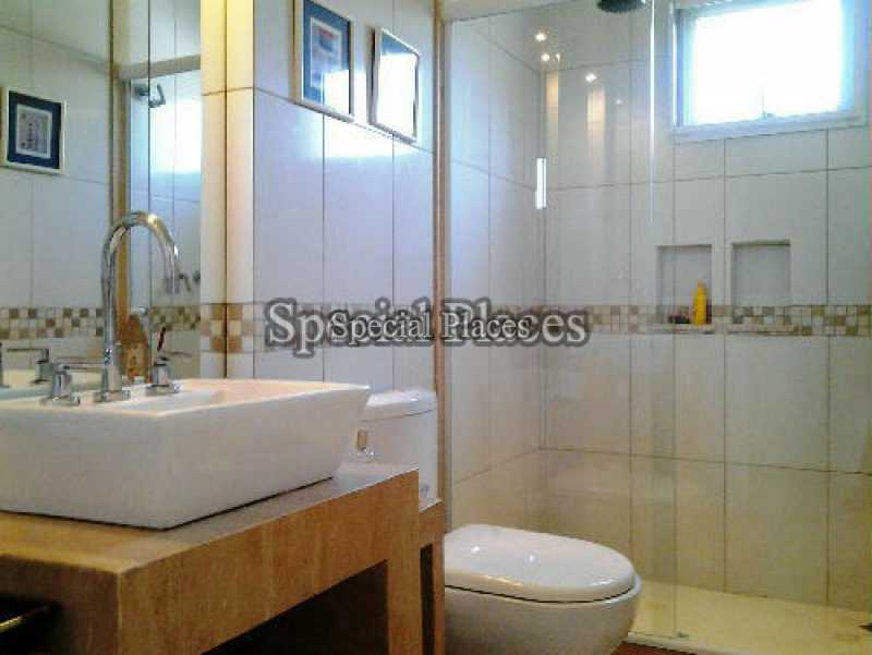 Conheça banh_apoio_terreo do imóvel - Casa Para Venda ou Aluguel no Condomínio Barra, Quintas do Rio - Barra da Tijuca - Rio de Janeiro - RJ - LOC1168 - 12 banh_apoio_terreo