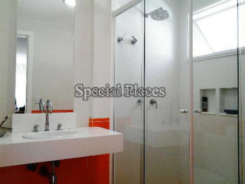 Conheça banh_suite3_escrit do imóvel - Casa Para Venda ou Aluguel no Condomínio Barra, Quintas do Rio - Barra da Tijuca - Rio de Janeiro - RJ - LOC1168 - 29 banh_suite3_escrit