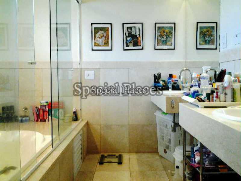 Conheça banh_suitemaster do imóvel - Casa Para Venda ou Aluguel no Condomínio Barra, Quintas do Rio - Barra da Tijuca - Rio de Janeiro - RJ - LOC1168 - 31 banh_suitemaster