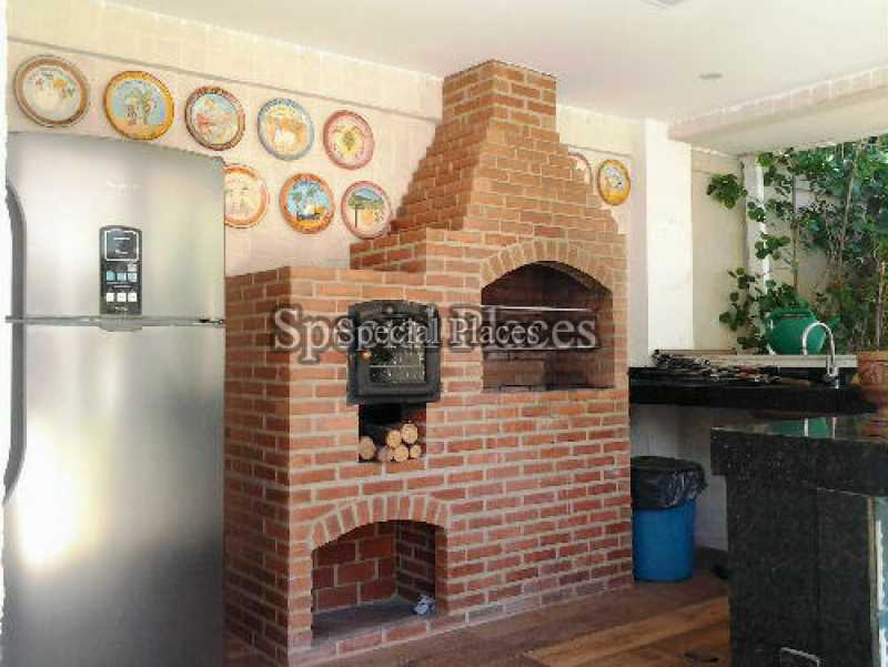 Conheça churras_fornoalenha do imóvel - Casa Para Venda ou Aluguel no Condomínio Barra, Quintas do Rio - Barra da Tijuca - Rio de Janeiro - RJ - LOC1168 - 9 churras_fornoalenha