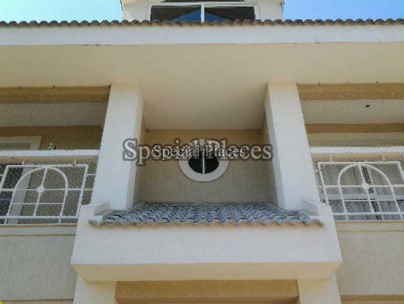 Conheça fachada_2 do imóvel - Casa Para Venda ou Aluguel no Condomínio Barra, Quintas do Rio - Barra da Tijuca - Rio de Janeiro - RJ - LOC1168 - 5 fachada_2