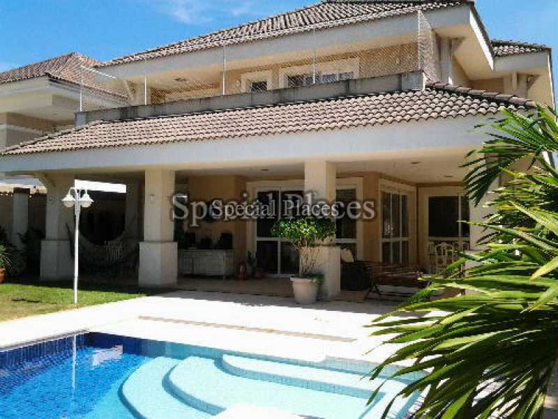 Conheça fachada_fundos do imóvel - Casa Para Venda ou Aluguel no Condomínio Barra, Quintas do Rio - Barra da Tijuca - Rio de Janeiro - RJ - LOC1168 - 1 fachada_fundos