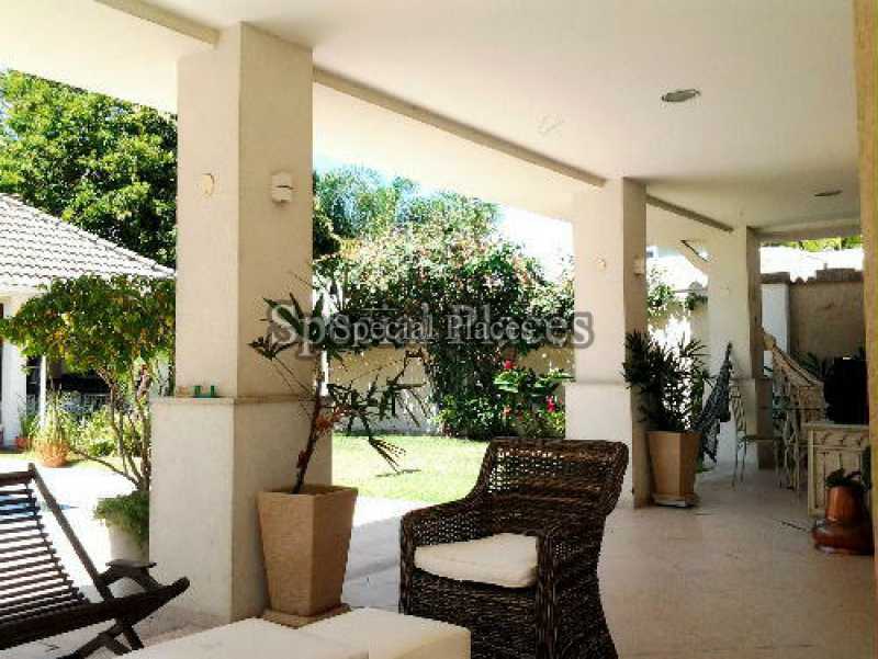 Conheça varanda_2 1 do imóvel - Casa Para Venda ou Aluguel no Condomínio Barra, Quintas do Rio - Barra da Tijuca - Rio de Janeiro - RJ - LOC1168 - 11 varanda_2 1
