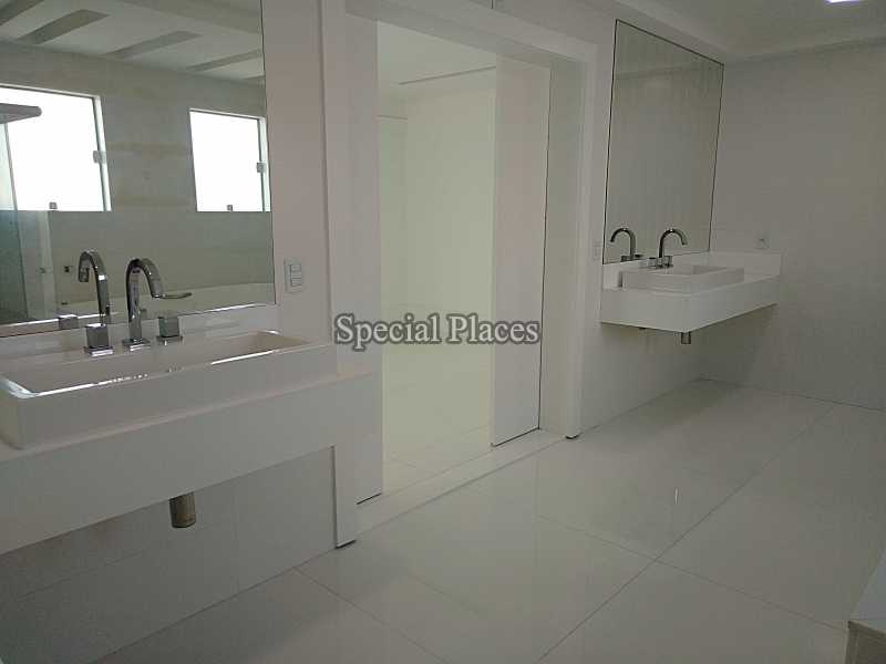 Conheça banheiro master do imóvel - Casa em Condominio Condomínio Barra, Malibu, Barra da Tijuca,Rio de Janeiro,RJ À Venda,5 Quartos,1790m² - BAC6082 - 23 banheiro master