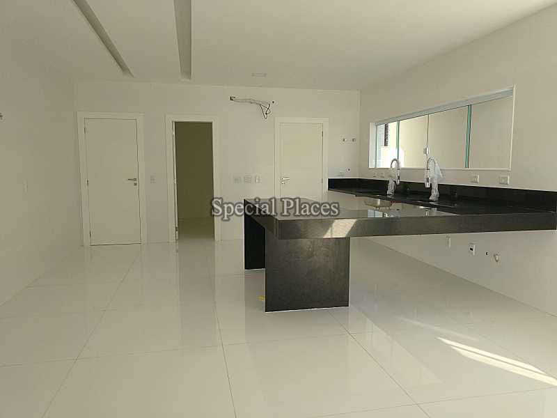 Conheça cozinha do imóvel - Casa em Condominio Condomínio Barra, Malibu, Barra da Tijuca,Rio de Janeiro,RJ À Venda,5 Quartos,1790m² - BAC6082 - 15 cozinha