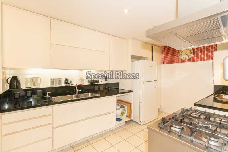 Conheça cozinha do imóvel - Casa em Condomínio 4 quartos à venda Itanhangá, Rio de Janeiro - R$ 4.300.000 - BAC6087 - 15 cozinha