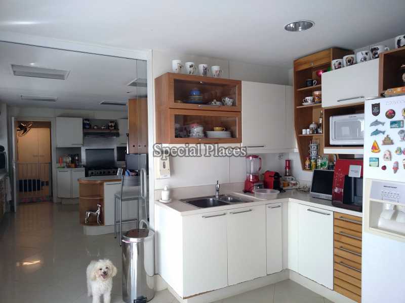 Conheça P_20190528_143417 do imóvel - Casa em Condomínio Barra, Malibu, Barra da Tijuca, Rio de Janeiro, RJ À Venda, 3 Quartos, 977m² - BAC6095 - 8 P_20190528_143417