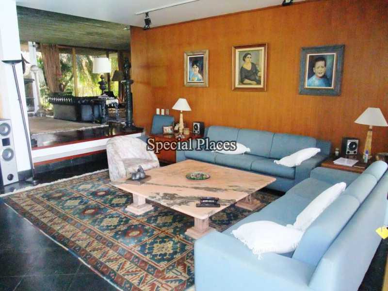 Conheça SALA DE ESTAR do imóvel - Casa À Venda no Condomínio Joatinga - Joá - Rio de Janeiro - RJ - BAC6103 - 8 SALA DE ESTAR