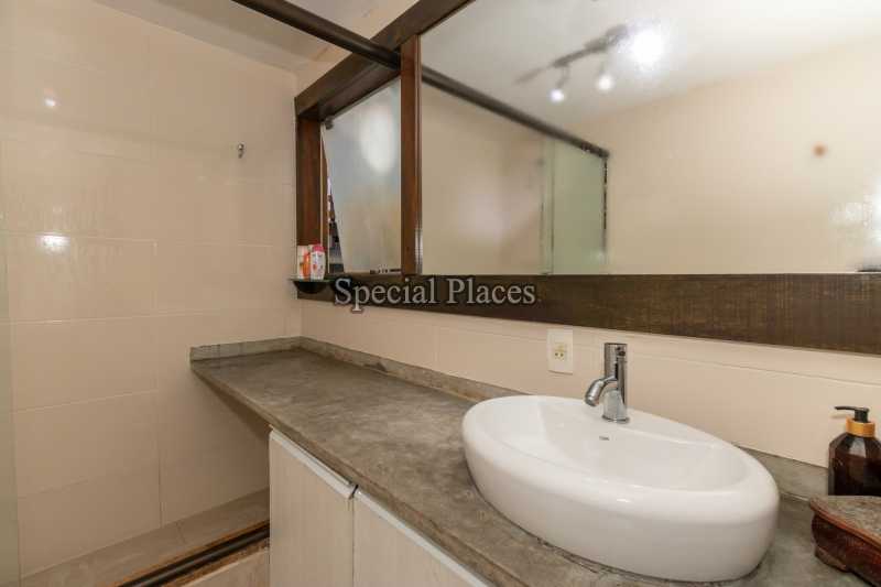 Conheça LAVABO do imóvel - Casa São Conrado, Rio de Janeiro, RJ Para Alugar, 5 Quartos, 378m² - LOC1194 - 13 LAVABO