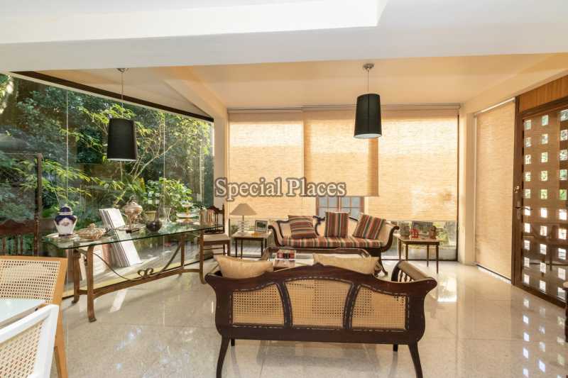 Conheça SALA DE ESTAR 3 do imóvel - Casa São Conrado, Rio de Janeiro, RJ Para Alugar, 5 Quartos, 378m² - LOC1194 - 7 SALA DE ESTAR 3