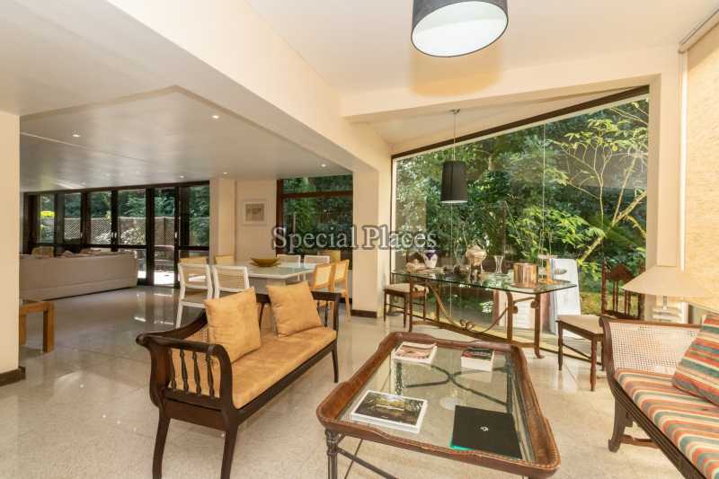 Conheça SALA DE ESTAR do imóvel - Casa São Conrado, Rio de Janeiro, RJ Para Alugar, 5 Quartos, 378m² - LOC1194 - 5 SALA DE ESTAR
