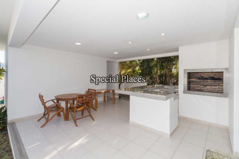 Conheça 4 - areá gourmet do imóvel - Casa em Condomínio Barra, Quintas do Rio, Barra da Tijuca, Rio de Janeiro, RJ Para Alugar, 4 Quartos, 424m² - LOC1100A - 6 4 - areá gourmet