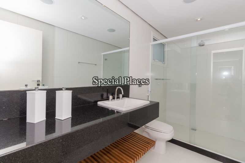 Conheça 16 - banheiro suite 2 do imóvel - Casa em Condomínio Barra, Quintas do Rio, Barra da Tijuca, Rio de Janeiro, RJ Para Alugar, 4 Quartos, 424m² - LOC1100A - 18 16 - banheiro suite 2