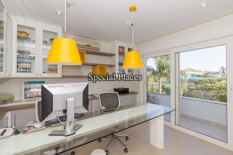 Conheça 18 - escritório do imóvel - Casa em Condomínio Barra, Quintas do Rio, Barra da Tijuca, Rio de Janeiro, RJ Para Alugar, 4 Quartos, 424m² - LOC1100A - 20 18 - escritório