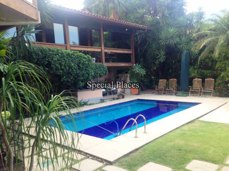 Conheça 2 - piscina do imóvel - CASA PARA COLECIONADOR DE VEICULOS - GARAGEM EXPOSITORA PARA 10 CARROS -QUADRA TENIS - LOC1117A - 3 2 - piscina
