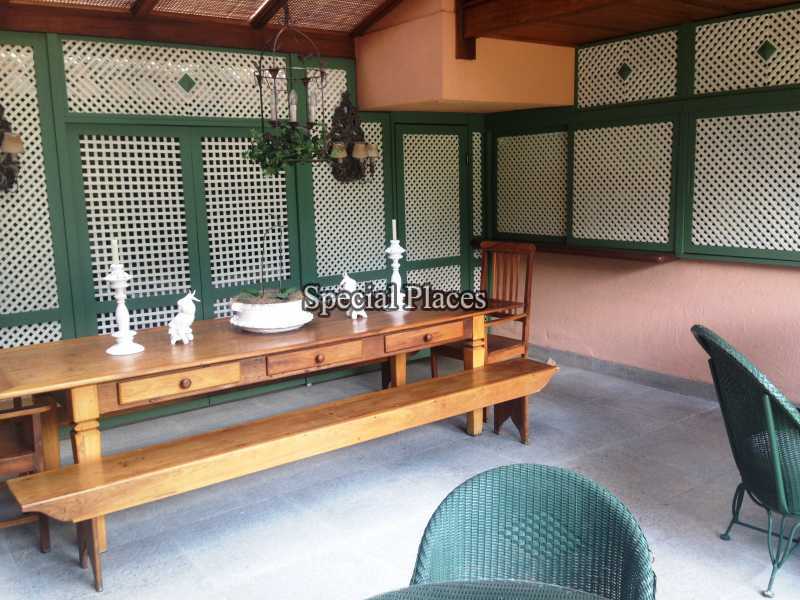 Conheça 5 - lazer do imóvel - CASA PARA COLECIONADOR DE VEICULOS - GARAGEM EXPOSITORA PARA 10 CARROS -QUADRA TENIS - LOC1117A - 6 5 - lazer