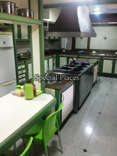Conheça 14 - cozinha de apoio do imóvel - CASA PARA COLECIONADOR DE VEICULOS - GARAGEM EXPOSITORA PARA 10 CARROS -QUADRA TENIS - LOC1117A - 15 14 - cozinha de apoio
