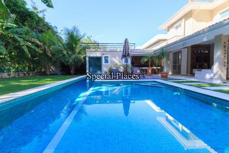 Conheça 4 - PISCINA do imóvel - Casa em Condomínio Itanhangá, Reserva, Itanhangá, Rio de Janeiro, RJ Para Alugar, 4 Quartos, 540m² - LOC1106A - 6 4 - PISCINA