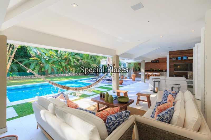 Conheça 9 - VARANDA do imóvel - Casa em Condomínio Itanhangá, Reserva, Itanhangá, Rio de Janeiro, RJ Para Alugar, 4 Quartos, 540m² - LOC1106A - 11 9 - VARANDA