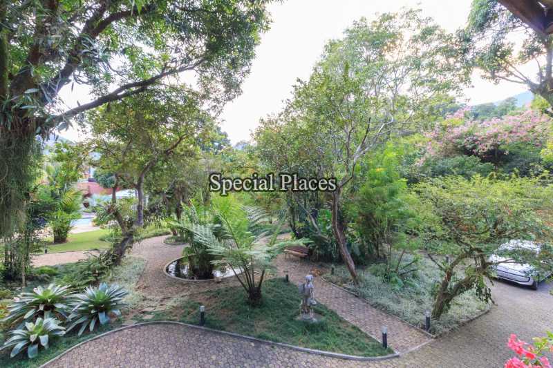 Conheça 28 - VISTA DO JARDIM do imóvel - Casa em Condominio Condomínio Itanhangá, Itanhangá,Rio de Janeiro,RJ Para Alugar,4 Quartos,838m² - LOC1103A - 29 28 - VISTA DO JARDIM