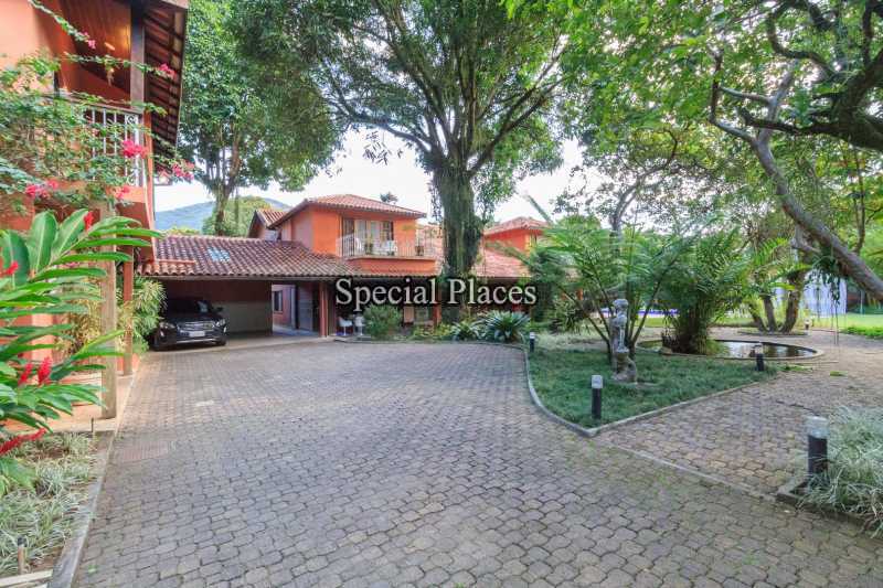 Conheça 29 - JARDIM 1 do imóvel - Casa em Condominio Condomínio Itanhangá, Itanhangá,Rio de Janeiro,RJ Para Alugar,4 Quartos,838m² - LOC1103A - 30 29 - JARDIM 1