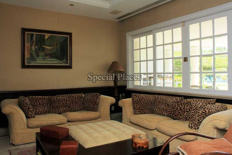 Conheça 13saladeTV do imóvel - Casa em Condomínio Barra, Park Palace, Barra da Tijuca, Rio de Janeiro, RJ Para Alugar, 6 Quartos, 1000m² - LOC1033A - 14 13saladeTV