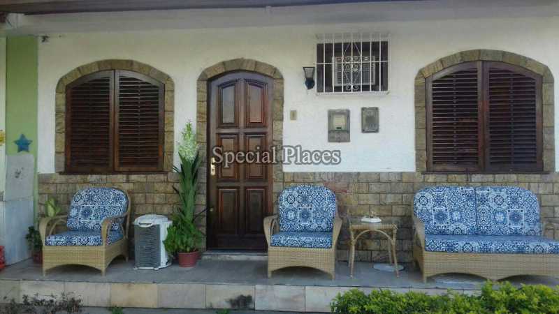 Conheça 1 FACHADA do imóvel - Casa em Condomínio Barra, Jardim Barra da Tijuca, Barra da Tijuca, Rio de Janeiro, RJ Para Alugar, 2 Quartos, 80m² - LOC1208T - 3 1 FACHADA