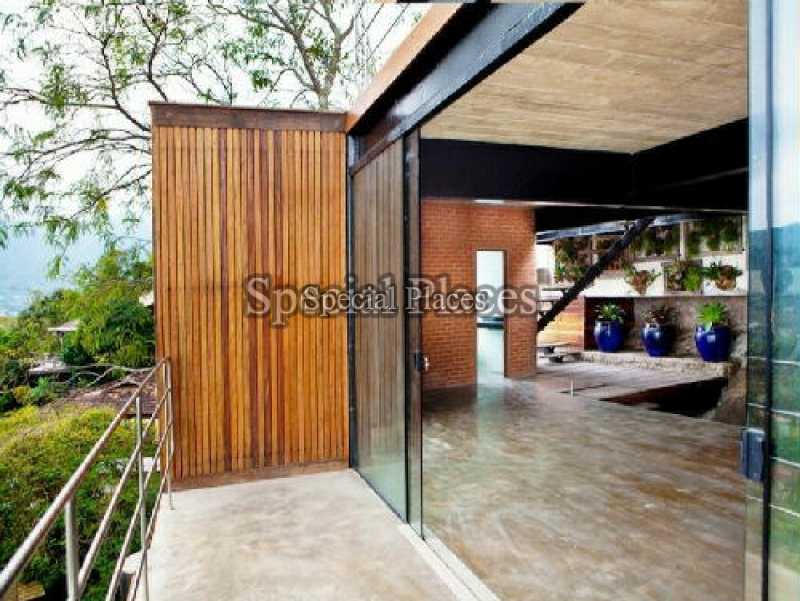 Conheça 10 varanda do imóvel - Casa Barra da Tijuca, Rio de Janeiro, RJ Para Alugar, 4 Quartos, 750m² - LOC1219A - 11 10 varanda
