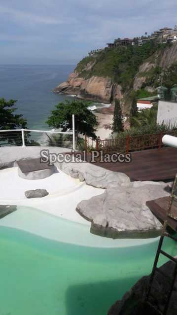 Conheça 1 fachada do imóvel - Casa em Condomínio Joatinga, Joá, Rio de Janeiro, RJ Para Alugar, 1 Quarto, 850m² - LOC1201T - 1 1 fachada