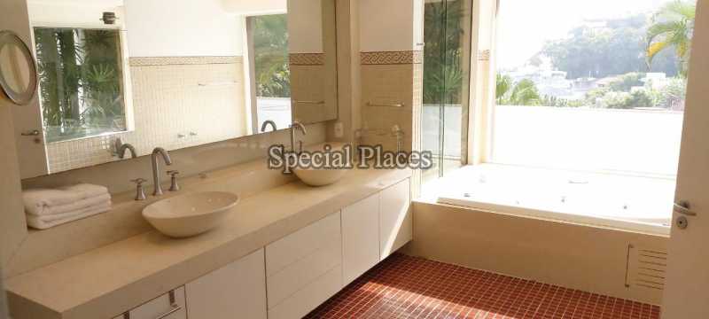Conheça 13 banheiro suite master do imóvel - Casa em Condominio Condomínio Joatinga, Joá,Rio de Janeiro,RJ Para Alugar,1000m² - LOC1215T - 14 13 banheiro suite master