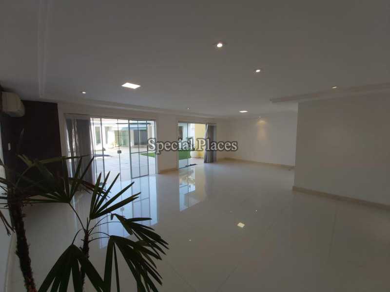 Conheça 5 salão do imóvel - Casa em Condomínio Barra, Quintas do Rio, Barra da Tijuca, Rio de Janeiro, RJ Para Alugar, 5 Quartos, 577m² - LOC1221A - 7 5 salão