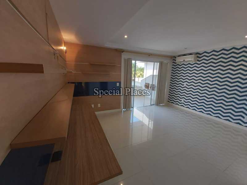 Conheça 9 suite do imóvel - Casa em Condomínio Barra, Quintas do Rio, Barra da Tijuca, Rio de Janeiro, RJ Para Alugar, 5 Quartos, 577m² - LOC1221A - 11 9 suite