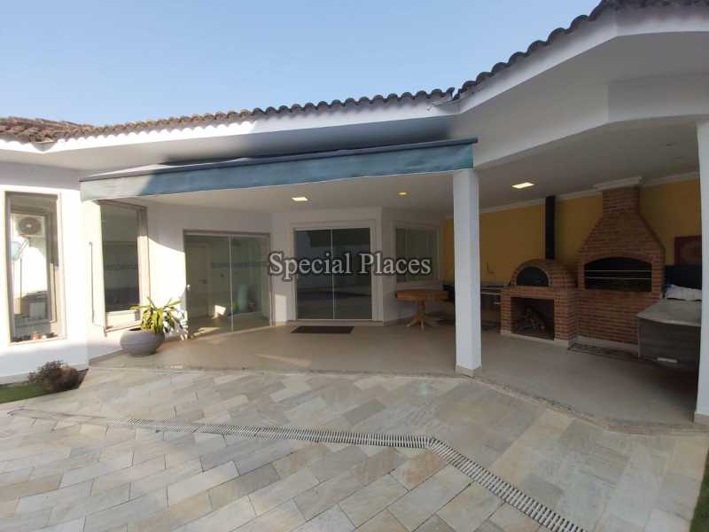 Conheça 15 area gourmet do imóvel - Casa em Condomínio Barra, Quintas do Rio, Barra da Tijuca, Rio de Janeiro, RJ Para Alugar, 5 Quartos, 577m² - LOC1221A - 17 15 area gourmet