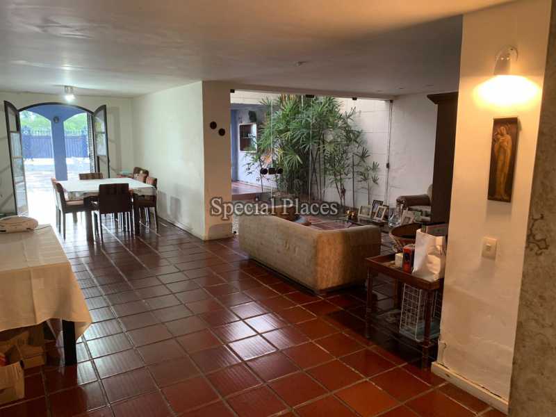 Conheça 6 SALÃO do imóvel - CASA À VENDA NA BARRA DA TIJUCA - RIO DE JANEIRO/RJ - BAC6136 - 7 6 SALÃO
