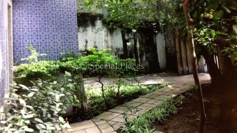 Conheça QUINTAL do imóvel - CASA À VENDA NA BARRA DA TIJUCA - RIO DE JANEIRO/RJ - BAC6136 - 25 QUINTAL