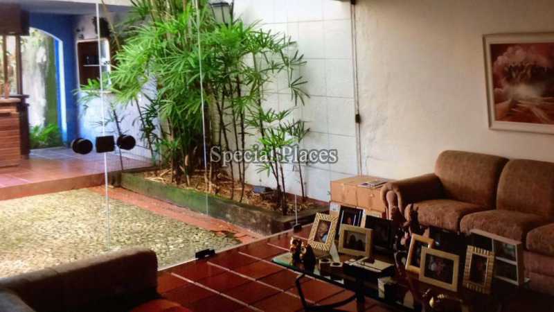 Conheça 9 DETALHSALA/JARIDM DE INVERNO do imóvel - CASA À VENDA NA BARRA DA TIJUCA - RIO DE JANEIRO/RJ - BAC6136 - 10 9 DETALHSALA/JARIDM DE INVERNO
