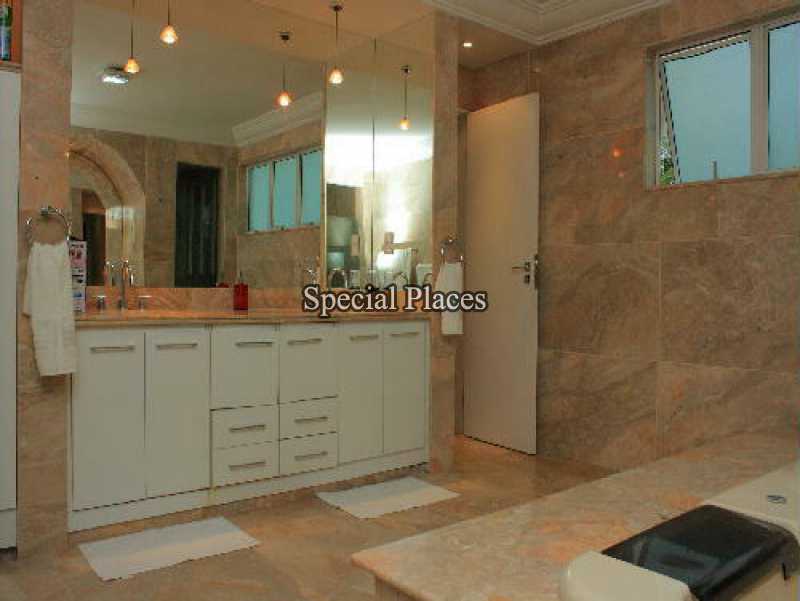 Conheça 12 banheiro suite do imóvel - Casa em Condomínio Barra, Min. Lafayette de Andrade, Barra da Tijuca, Rio de Janeiro, RJ Para Alugar, 5 Quartos, 1057m² - LOC1043T - 13 12 banheiro suite
