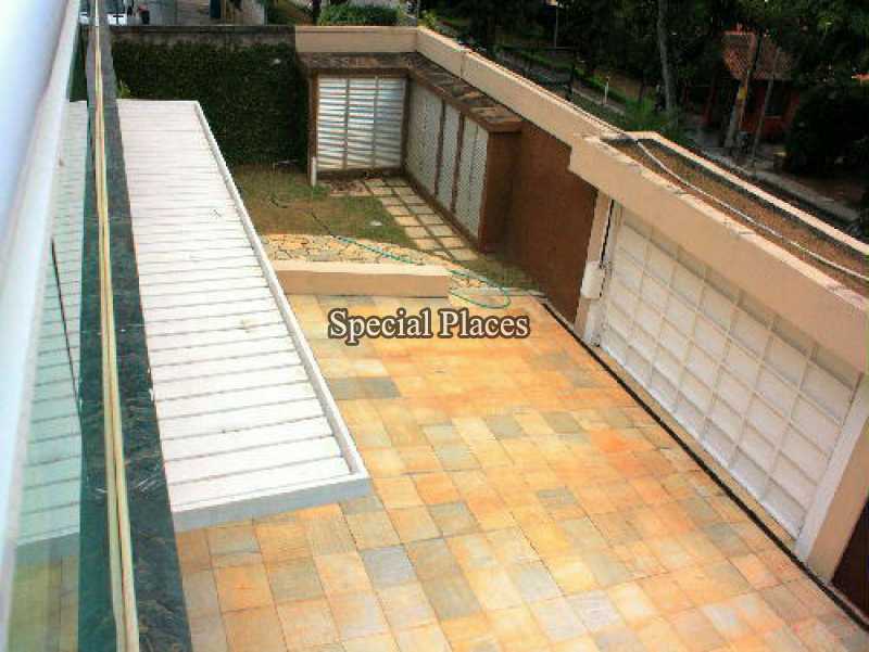 Conheça 28 garagem p/ 6 carros do imóvel - Casa em Condomínio Barra, Min. Lafayette de Andrade, Barra da Tijuca, Rio de Janeiro, RJ Para Alugar, 5 Quartos, 1057m² - LOC1043T - 30 28 garagem p/ 6 carros