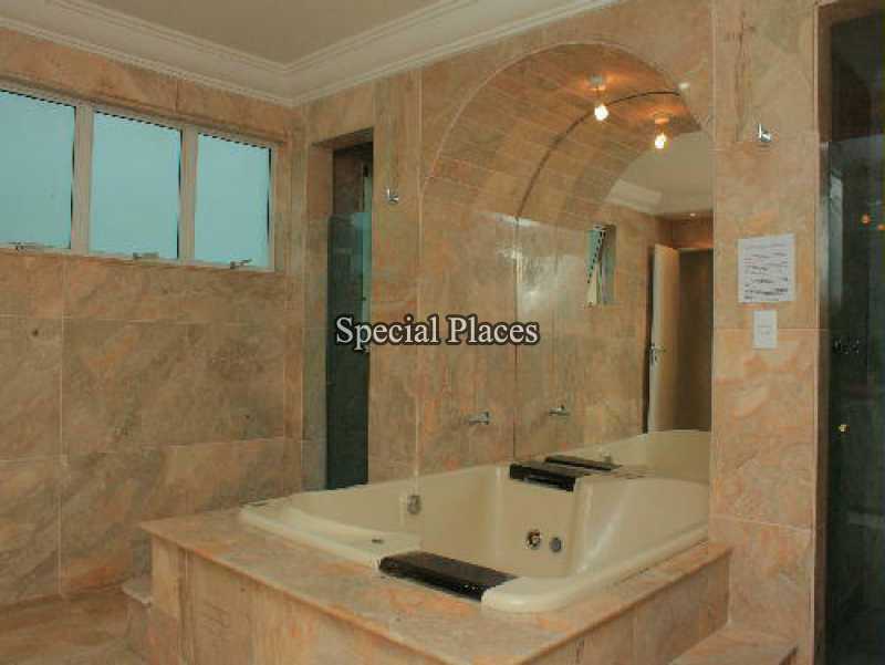Conheça 13 hidro suite do imóvel - Casa em Condomínio Barra, Min. Lafayette de Andrade, Barra da Tijuca, Rio de Janeiro, RJ Para Alugar, 5 Quartos, 1057m² - LOC1043T - 14 13 hidro suite