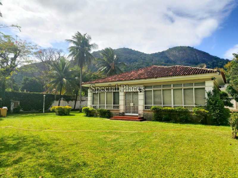 Conheça 4 JARDIM do imóvel - Casa Barra da Tijuca, Rio de Janeiro, RJ Para Alugar, 3 Quartos, 500m² - LOC1228A - 5 4 JARDIM
