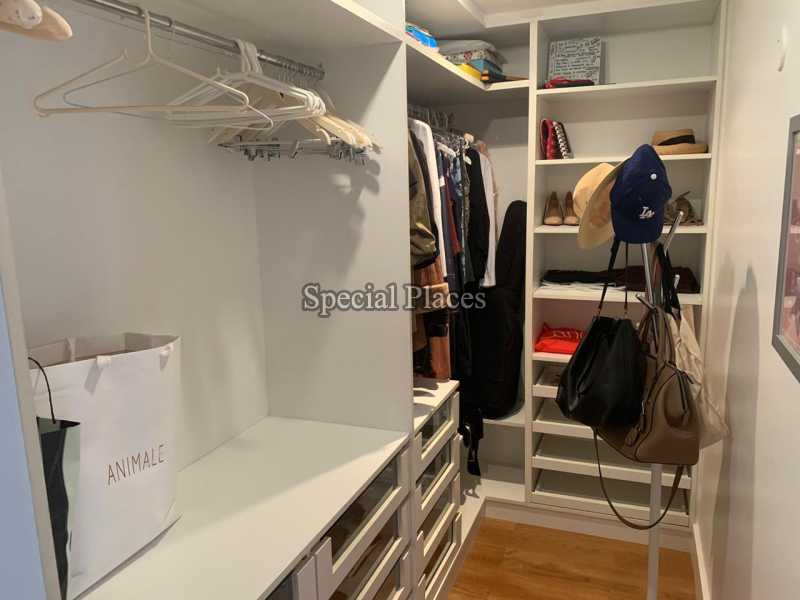 Conheça 15 closet do imóvel - Casa em Condominio Condomínio Itanhangá, Greenwood Park, Itanhangá,Rio de Janeiro,RJ Para Alugar,4 Quartos - LOC1229A - 19 15 closet