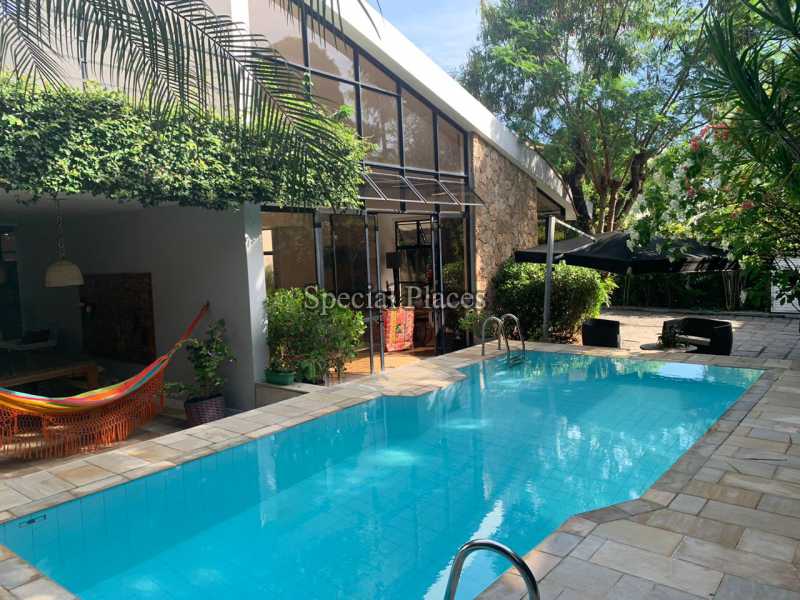 Conheça 2 fachada do imóvel - Casa Para Alugar no Condomínio Itanhangá, Greenwood Park - Itanhangá - Rio de Janeiro - RJ - LOC1229T - 3 2 fachada