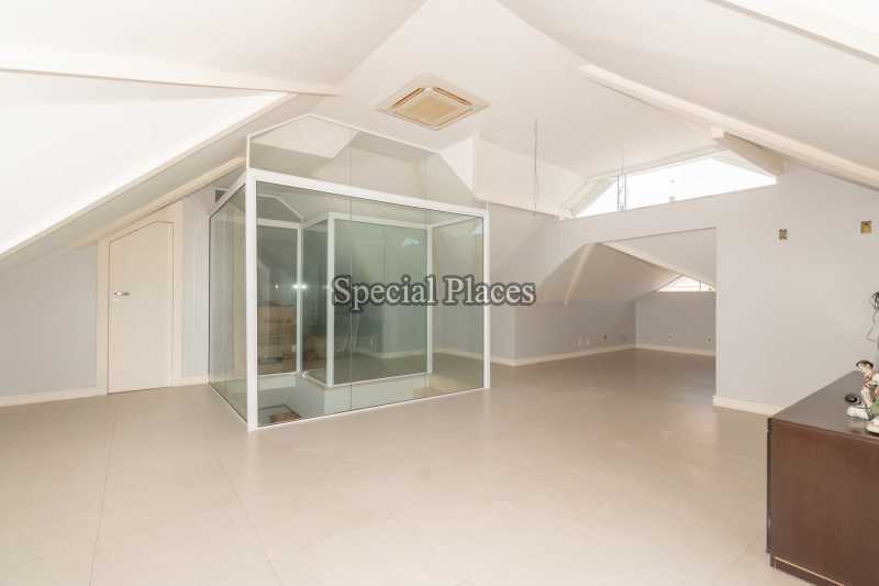Conheça 27 sótão do imóvel - Casa em Condominio Condomínio Barra, Del Lago, Barra da Tijuca,Rio de Janeiro,RJ À Venda,5 Quartos,518m² - BAC6139 - 28 27 sótão