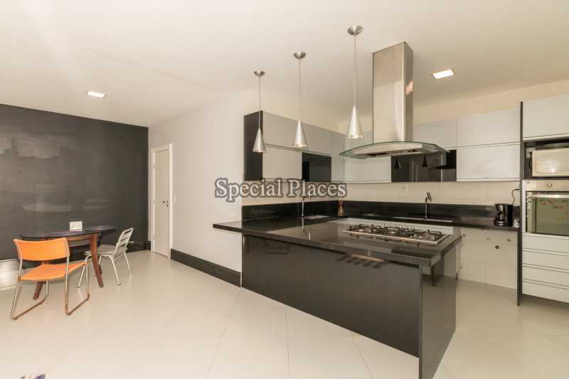 Conheça 11 copa cozinha do imóvel - Casa em Condominio Condomínio Barra, Del Lago, Barra da Tijuca,Rio de Janeiro,RJ À Venda,5 Quartos,518m² - BAC6139 - 12 11 copa cozinha