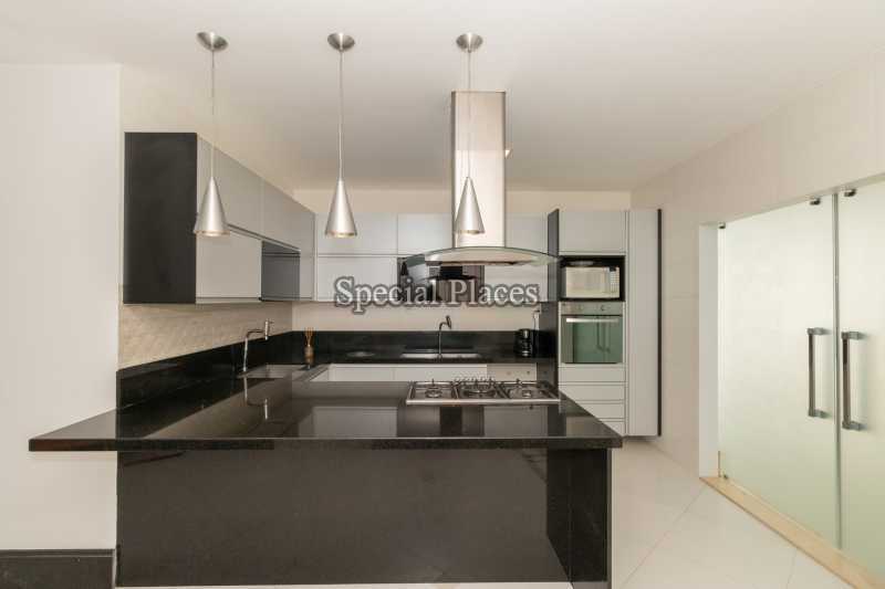 Conheça 12 copa cozinha do imóvel - Casa em Condominio Condomínio Barra, Del Lago, Barra da Tijuca,Rio de Janeiro,RJ À Venda,5 Quartos,518m² - BAC6139 - 13 12 copa cozinha