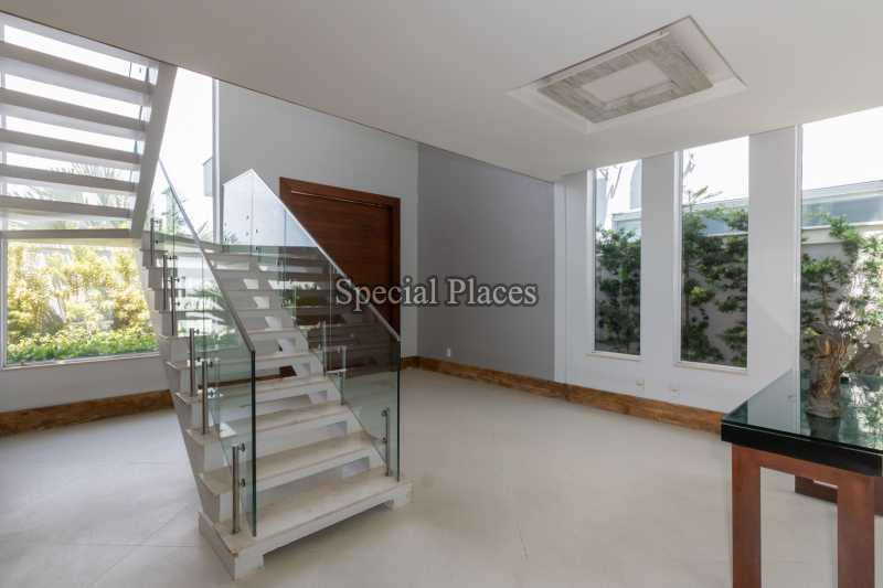 Conheça 7 escada detalhe do imóvel - Casa em Condominio Condomínio Barra, Del Lago, Barra da Tijuca,Rio de Janeiro,RJ À Venda,5 Quartos,518m² - BAC6139 - 8 7 escada detalhe