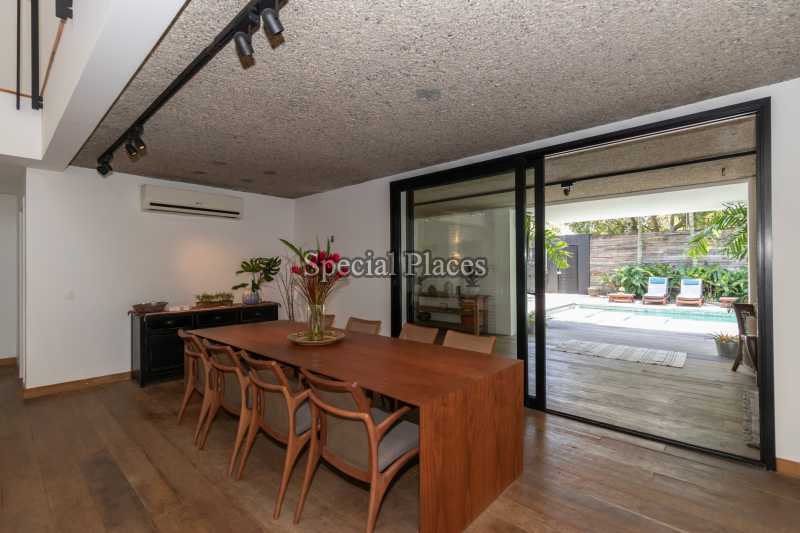 Conheça 14 sala de jantar do imóvel - Casa em Condomínio Barra, Mandala, Barra da Tijuca, Rio de Janeiro, RJ À Venda, 6 Quartos, 912m² - BAC6143 - 15 14 sala de jantar