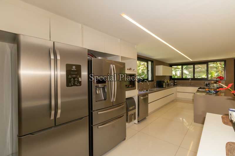 Conheça 18 copa cozinha do imóvel - Casa em Condomínio Barra, Mandala, Barra da Tijuca, Rio de Janeiro, RJ À Venda, 6 Quartos, 912m² - BAC6143 - 19 18 copa cozinha