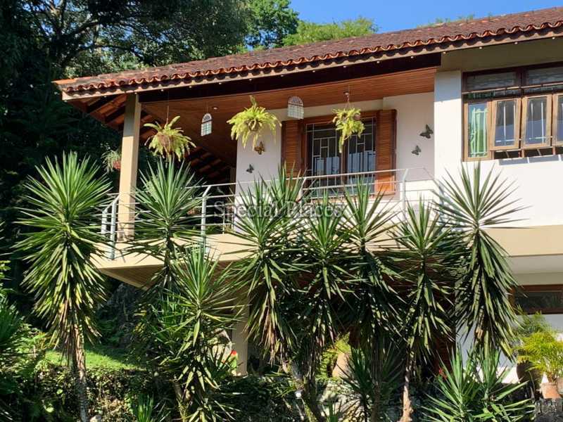 Conheça Varandão do imóvel - Casa em frente a Cachoeirinha natural! - LOC1245A - 3 Varandão